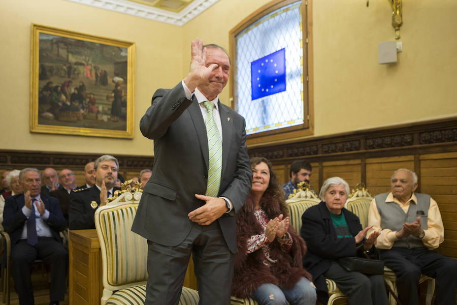 Pleno de Honores y Distinciones del Ayuntamiento de Gijón