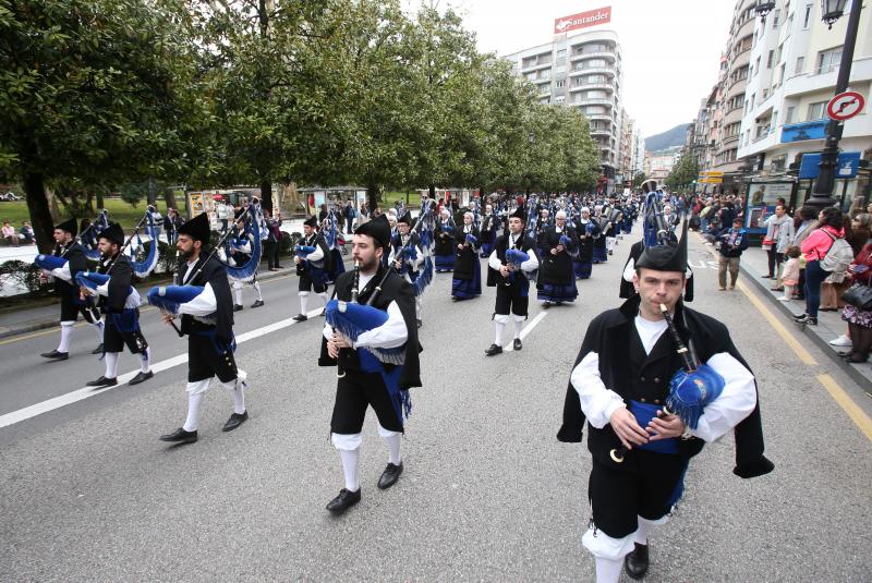 La Ascensión desfila por Oviedo