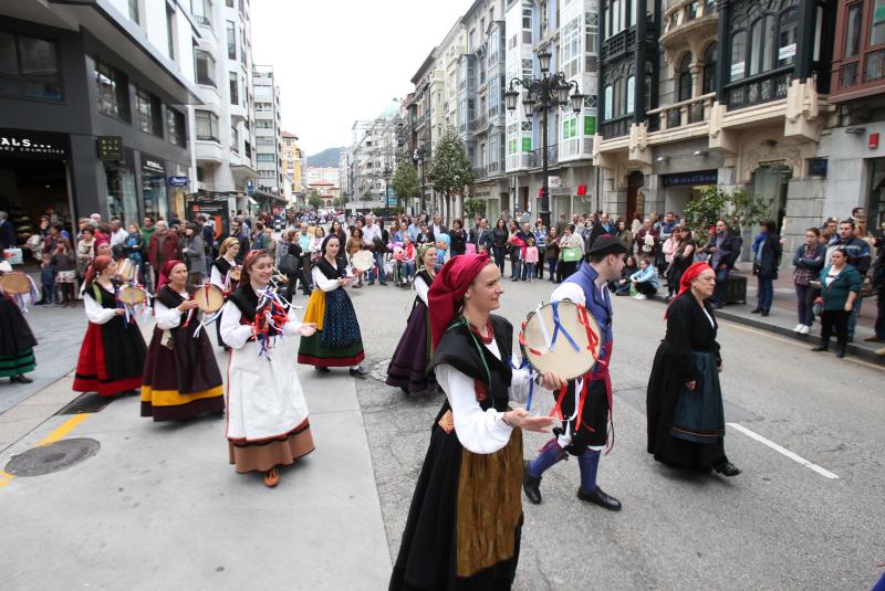 La Ascensión desfila por Oviedo