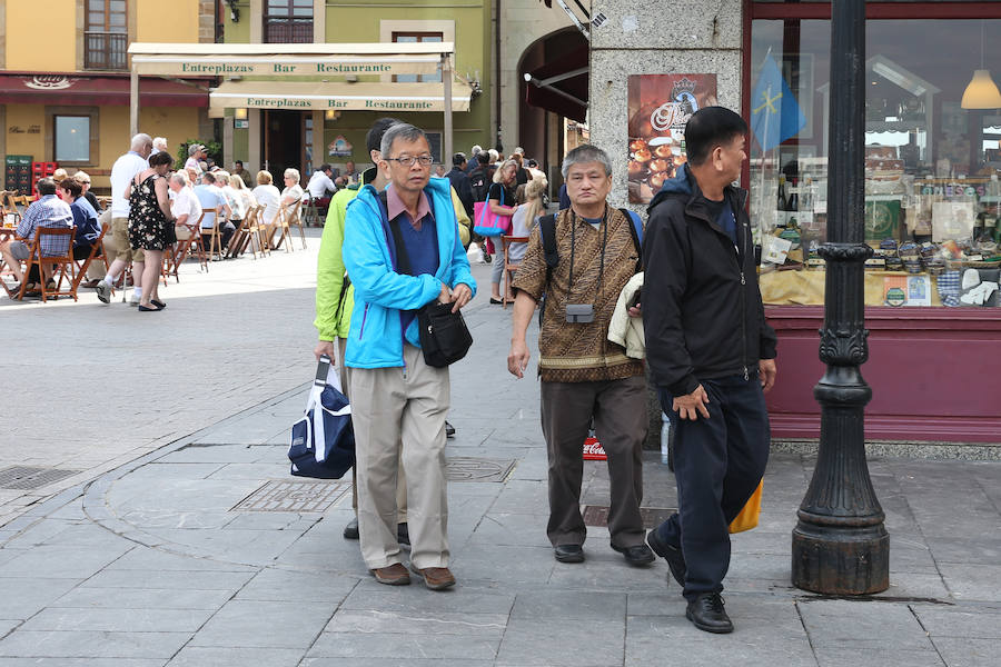 Primera escala gijonesa del &#039;Navigator of the Seas&#039;