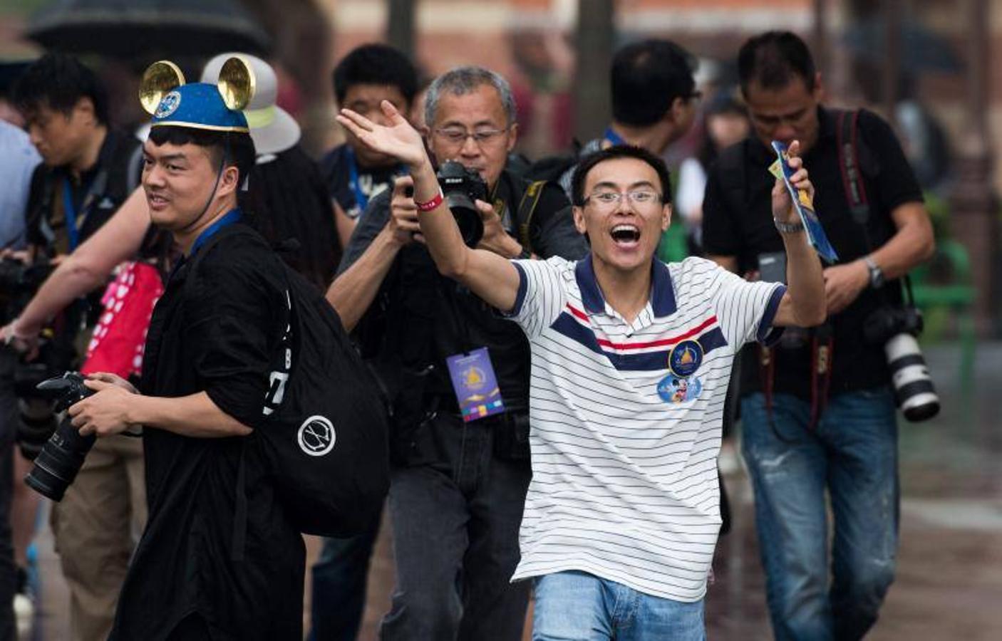 Abre el primer parque de atracciones Disney en China