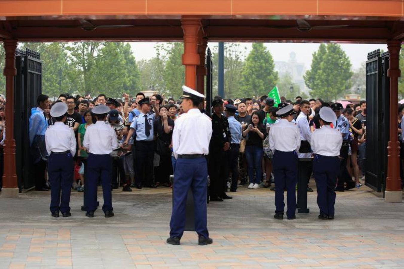 Abre el primer parque de atracciones Disney en China