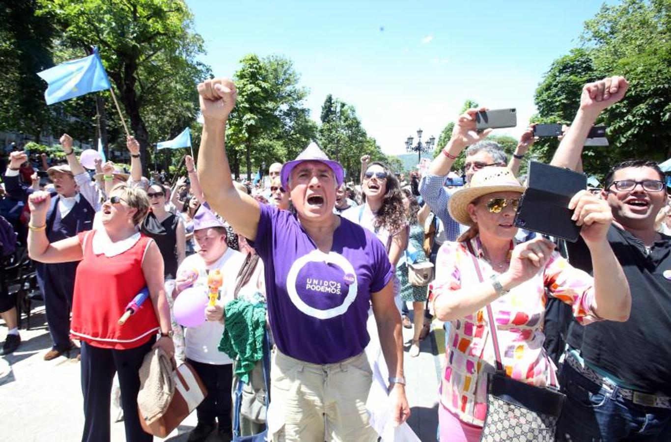 Monedero: «Es posible una política diferente y nos gustaría que el PSOE nos ayudara»