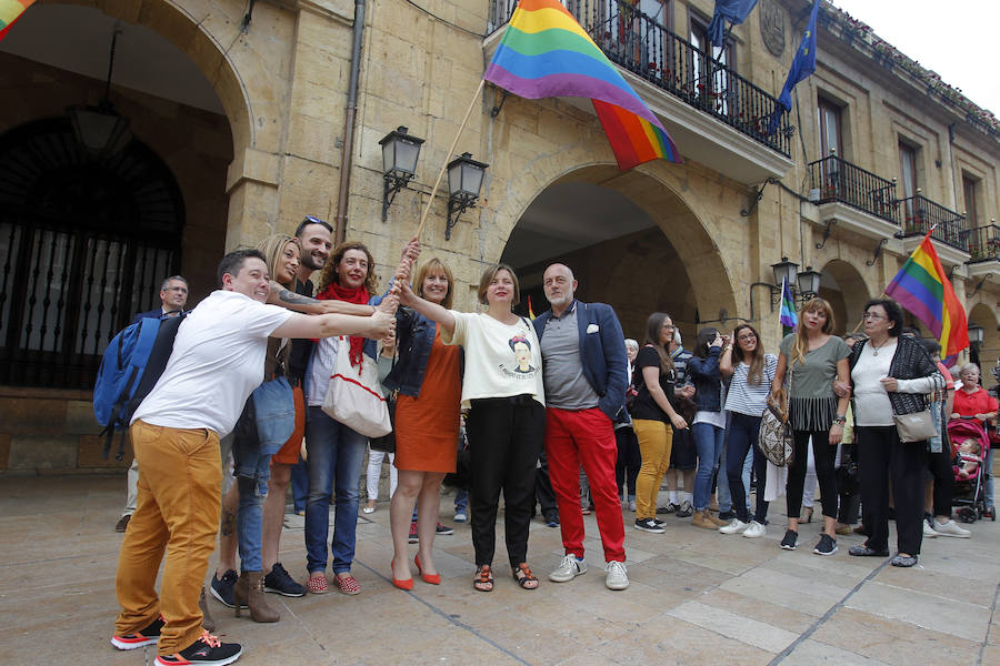 El &#039;orgullo&#039; se luce en Oviedo