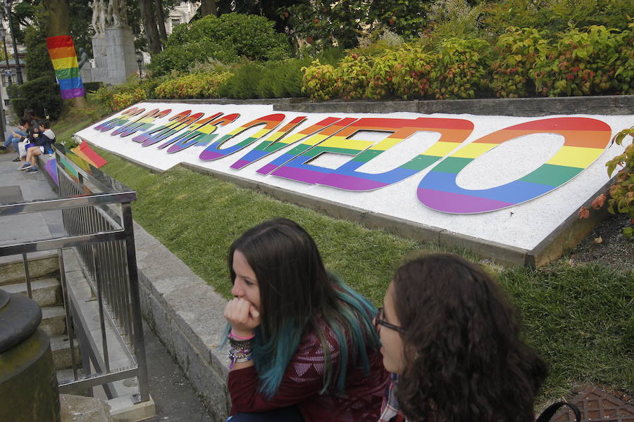 El &#039;orgullo&#039; se luce en Oviedo