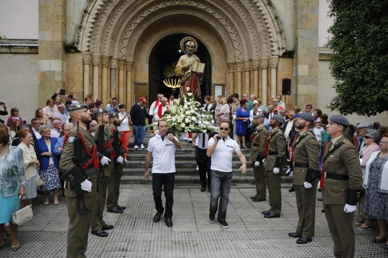 La Felguera, a los pies de San Pedro