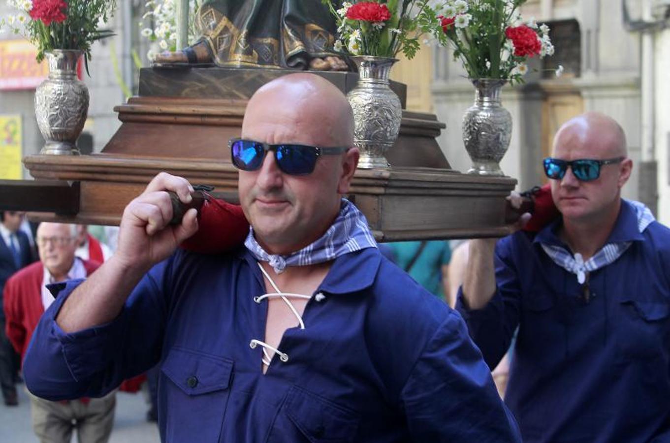 L&#039; Amuravela no deja títere con cabeza