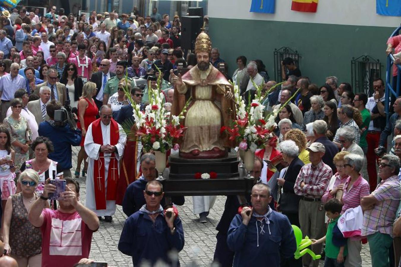 L&#039; Amuravela no deja títere con cabeza