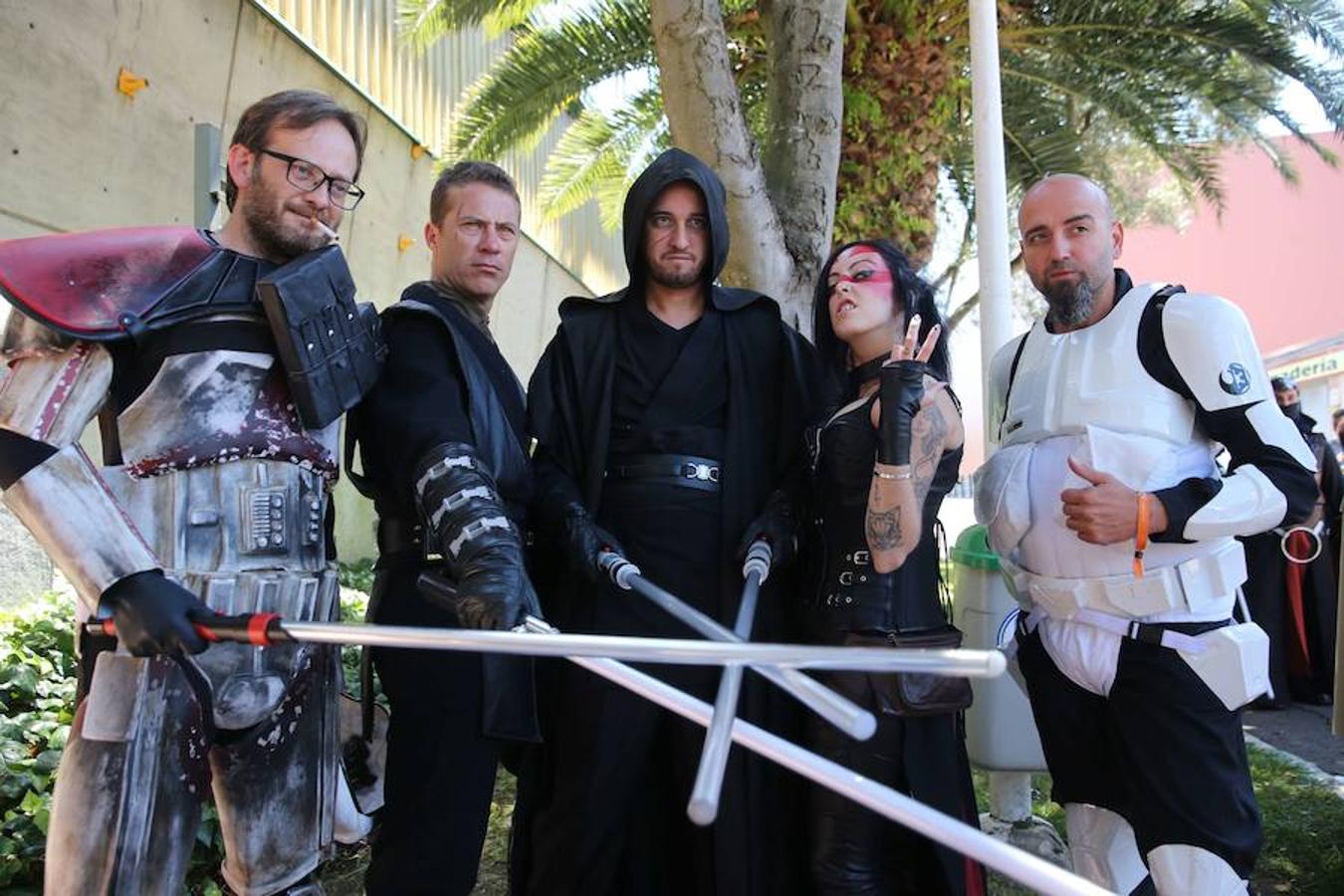 Metrópoli cierra sus puertas con un desfile de Star Wars