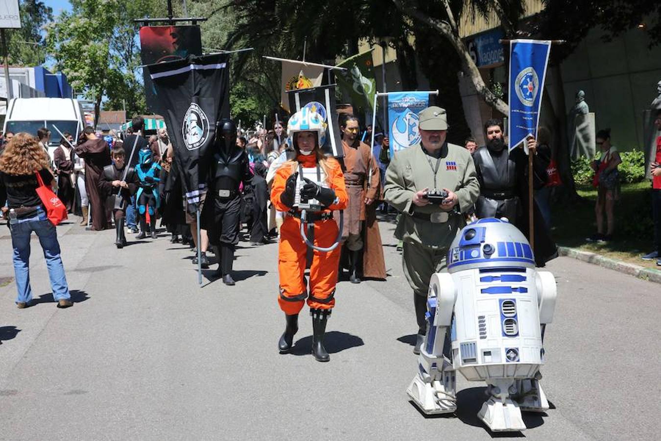 Metrópoli cierra sus puertas con un desfile de Star Wars