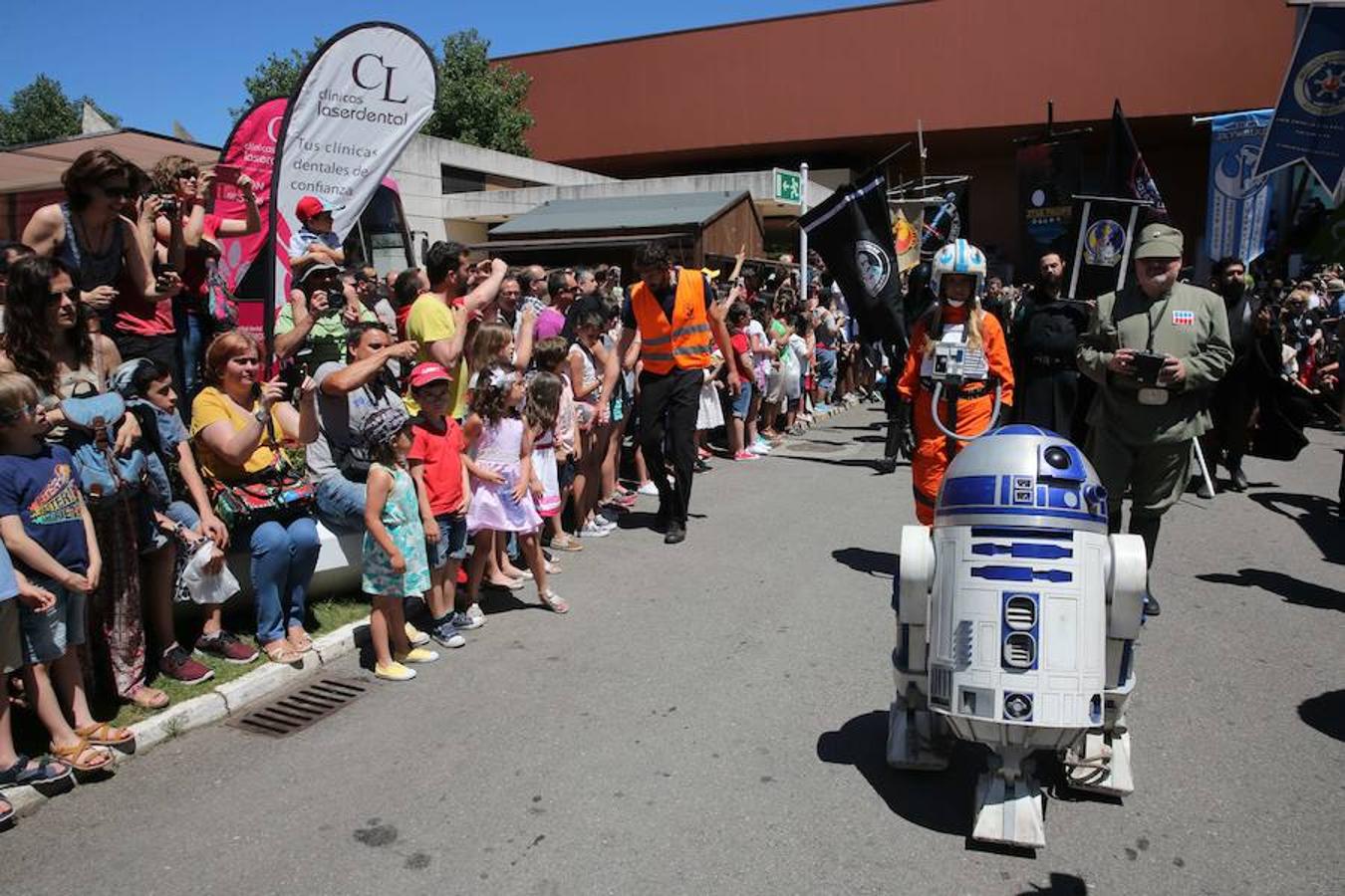Metrópoli cierra sus puertas con un desfile de Star Wars