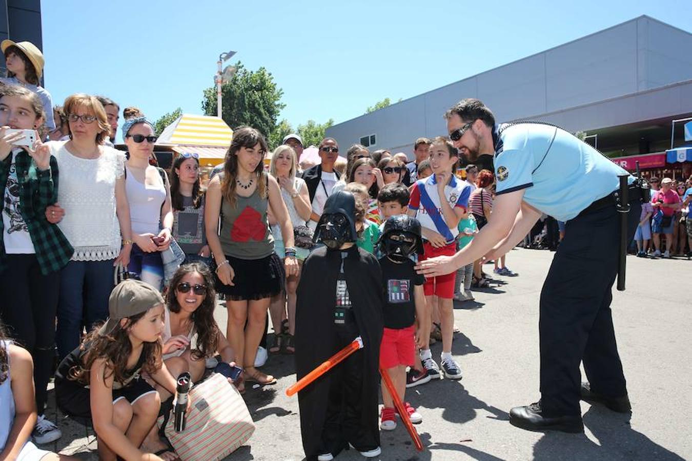Metrópoli cierra sus puertas con un desfile de Star Wars