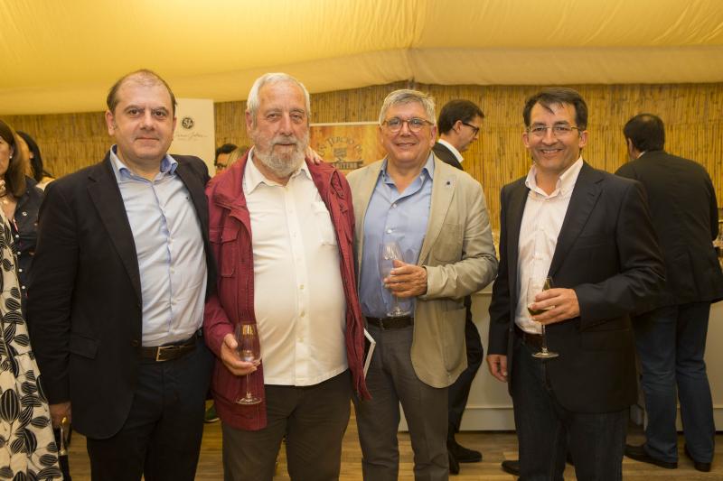 Cóctel multitudinario en la fiesta de la gastronomía