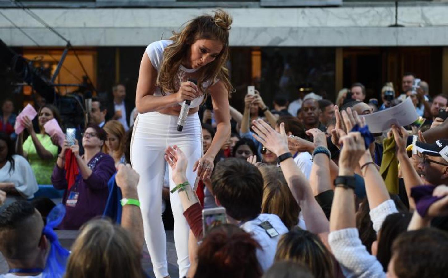 Jennifer Lopez saca su lado solidario en Nueva York