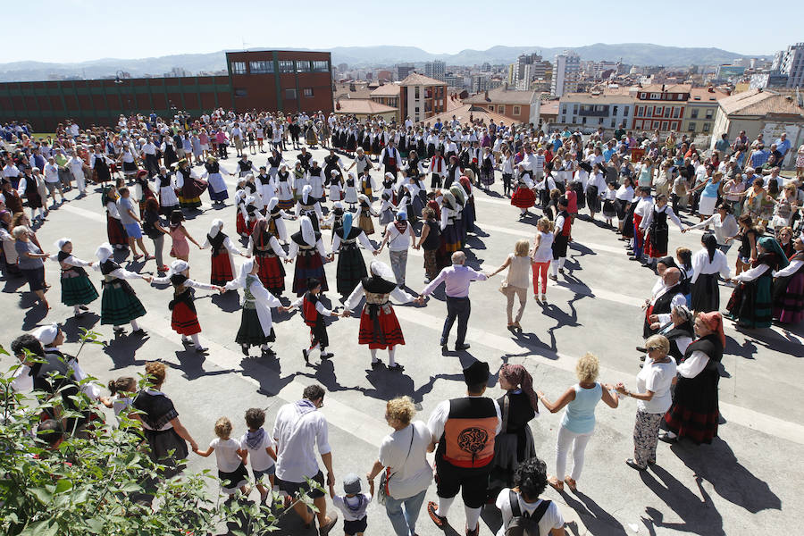 Jira y Danza Prima en el cerro de Santa Catalina