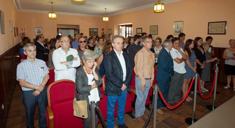 La Rioja despide a Gustavo Bueno