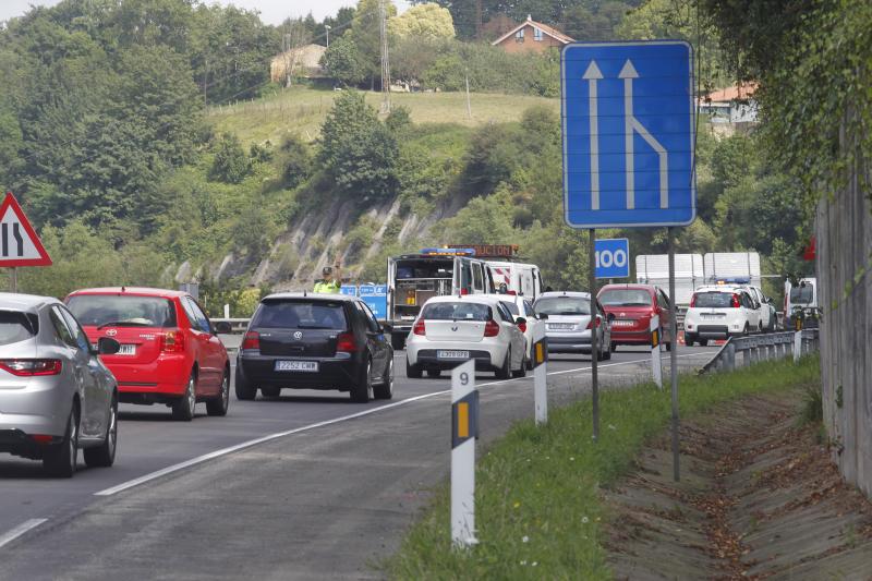 Un herido en un accidente en la ronda de Oviedo
