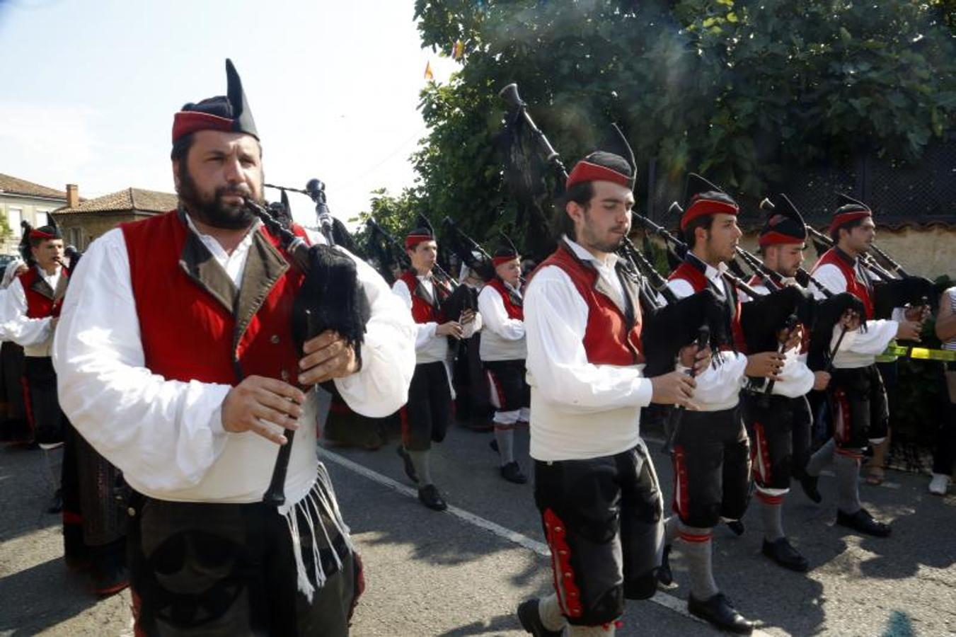 Valdesoto sale a la calle en carroza