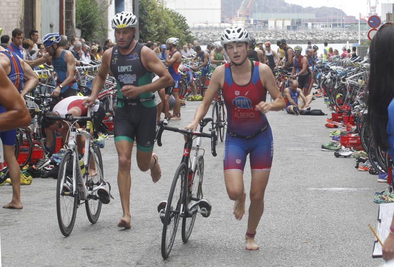 XXIV Triatlón del Club Natación Santa Olaya