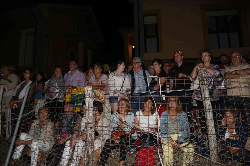 Concierto del Dúo Dinámico en Llanes