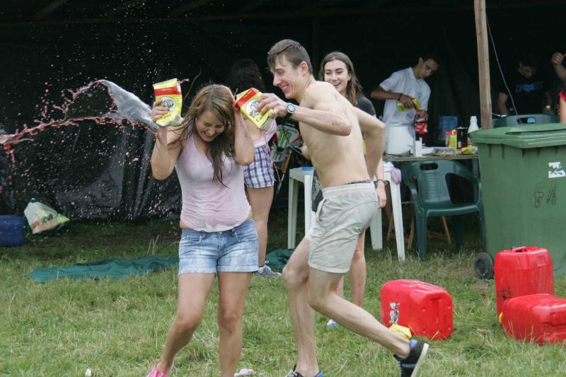 El vino, fiesta en Llamigo