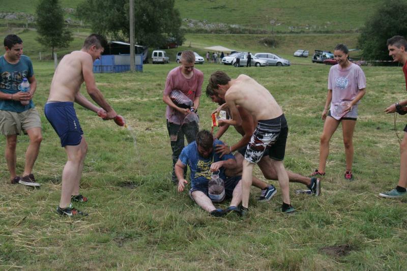 El vino, fiesta en Llamigo