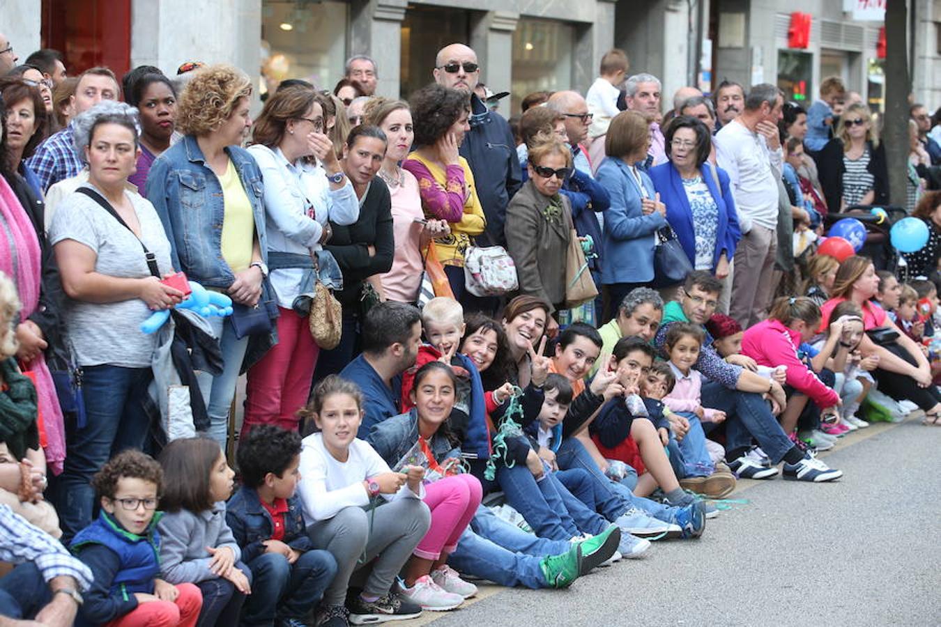 ¿Estuviste en el desfile del Día de América en Asturias? ¡Búscate!