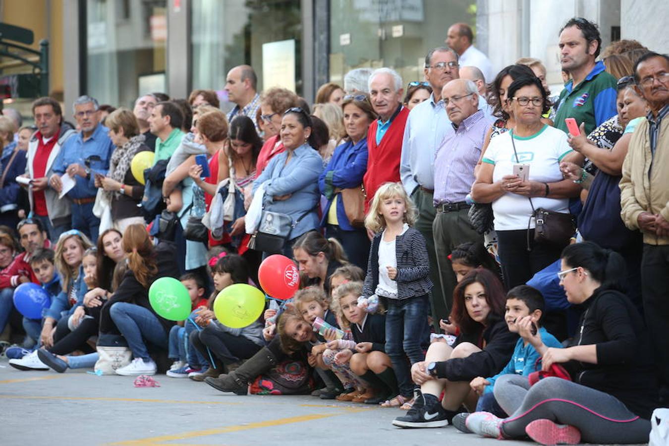 ¿Estuviste en el desfile del Día de América en Asturias? ¡Búscate!