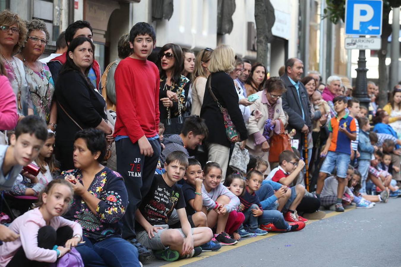 ¿Estuviste en el desfile del Día de América en Asturias? ¡Búscate!