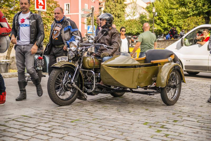 Las motos clásicas toman Colombres