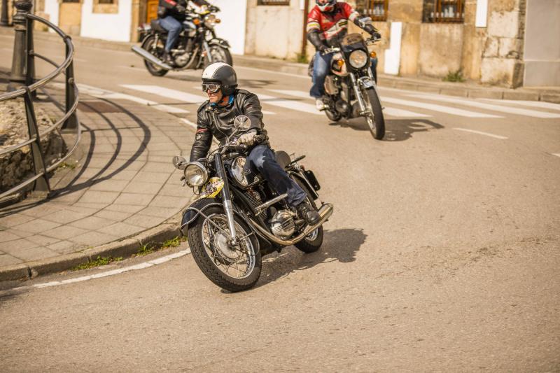 Las motos clásicas toman Colombres