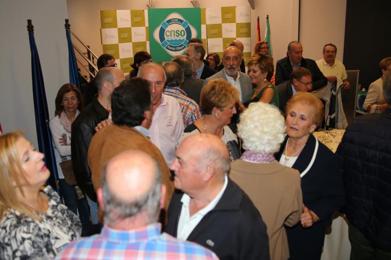 El Santa Olaya distingue a sus veteranos