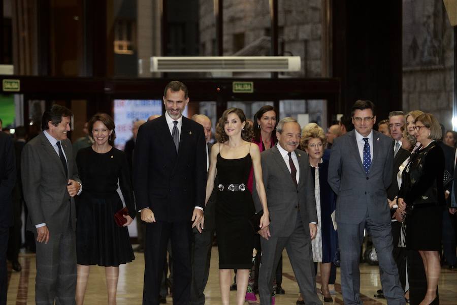 Los Reyes, en Oviedo para los Premios Princesa de Asturias