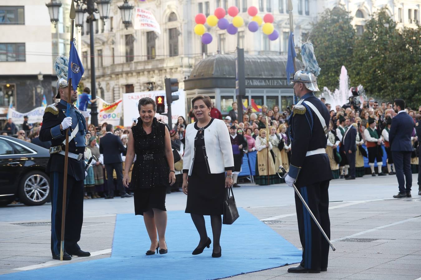 La alfombra azul de los Premios Princesa (II)