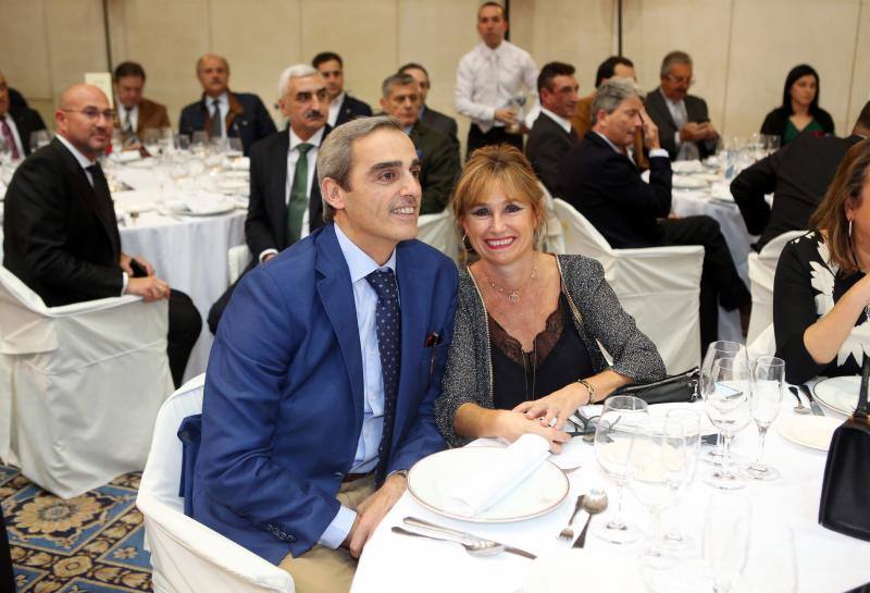 El grupo El Roxu, premio Asturmanager