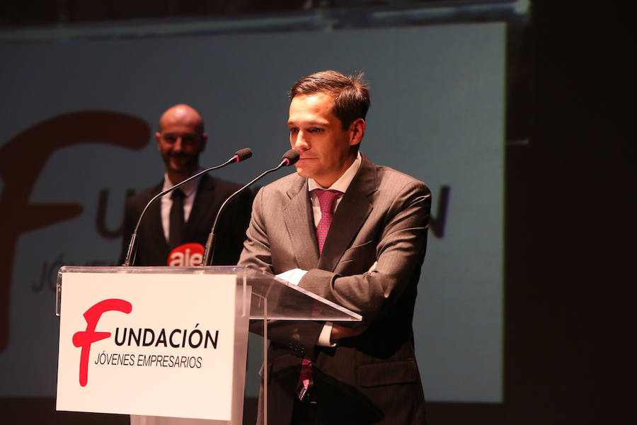 Metrópoli, premio de la Asociación de Jóvenes Empresarios