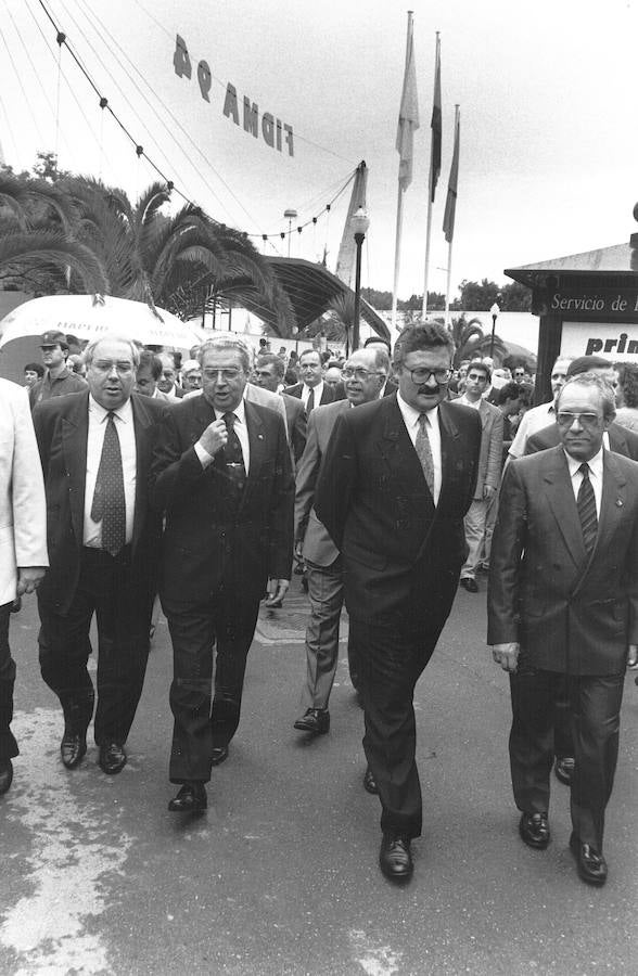 Paseíllo ferial en 1994 con Vicente Álvarez Areces y Antonio Trevín