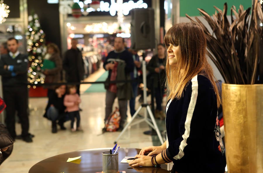 Oviedo se rinde a Vanesa Martín