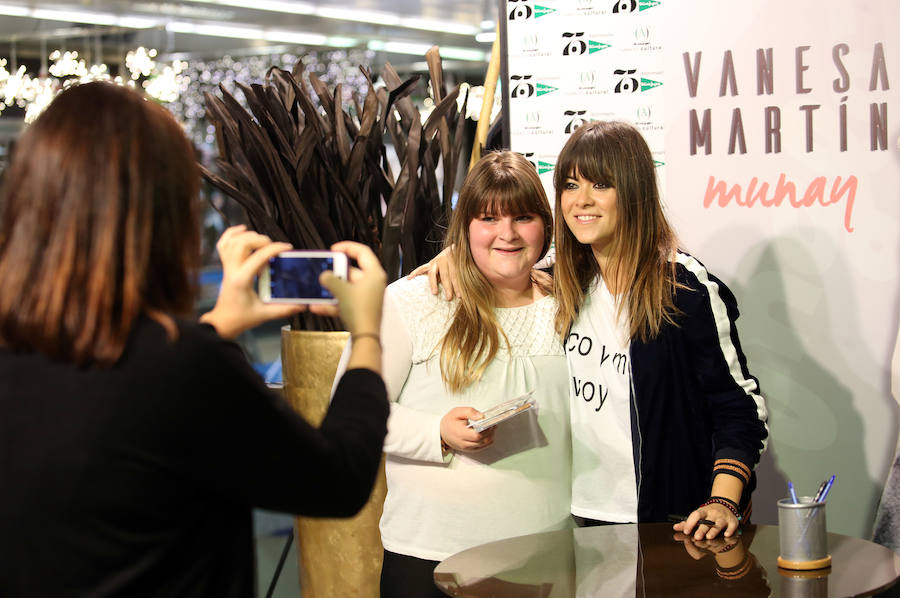 Oviedo se rinde a Vanesa Martín