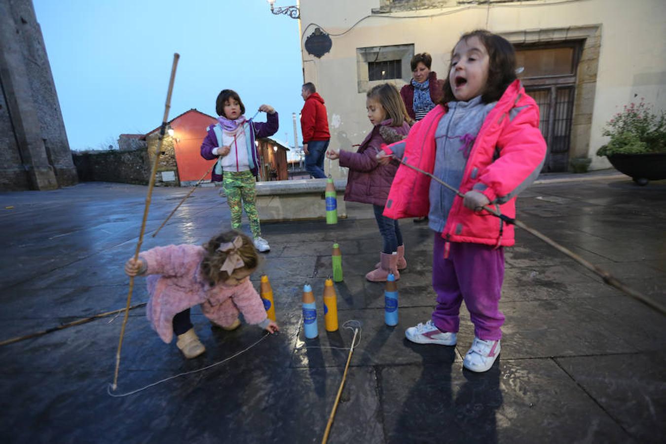 Los juegos infantiles, al igual que el día anterior, entretuvieron a los niños. 