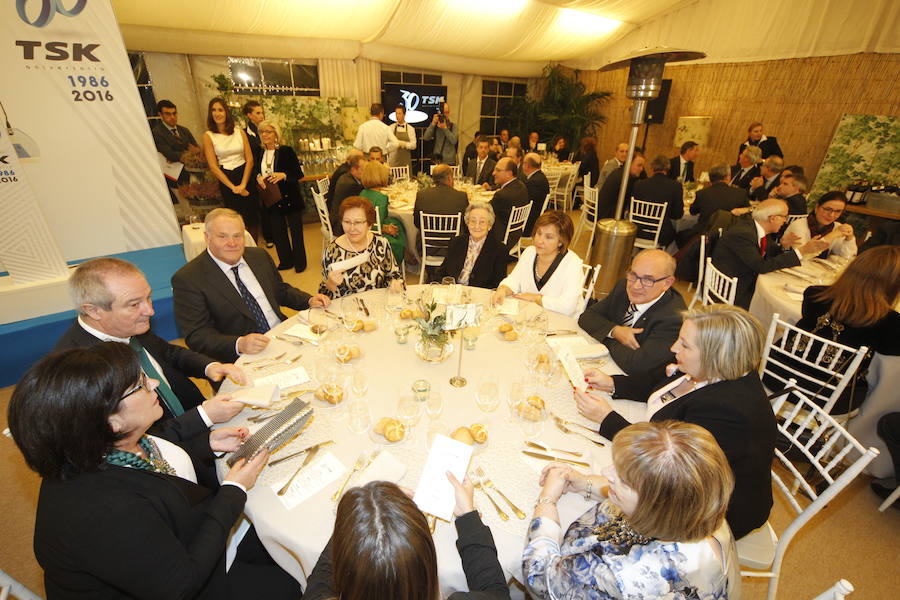 Trigésimo aniversario de TSK