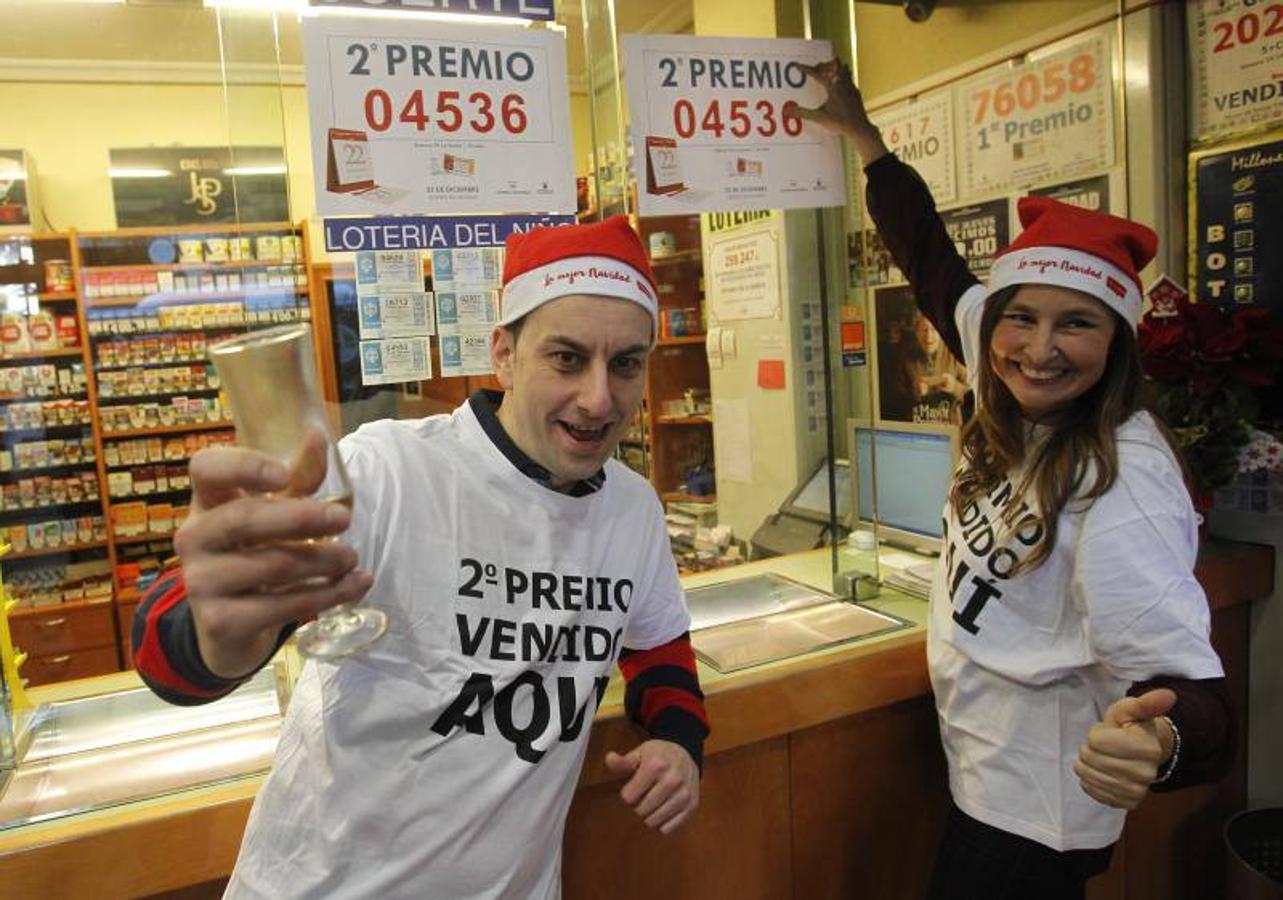 Oviedo y Gijón celebran el segundo premio de la Lotería Nacional que ha recaído en el 04536