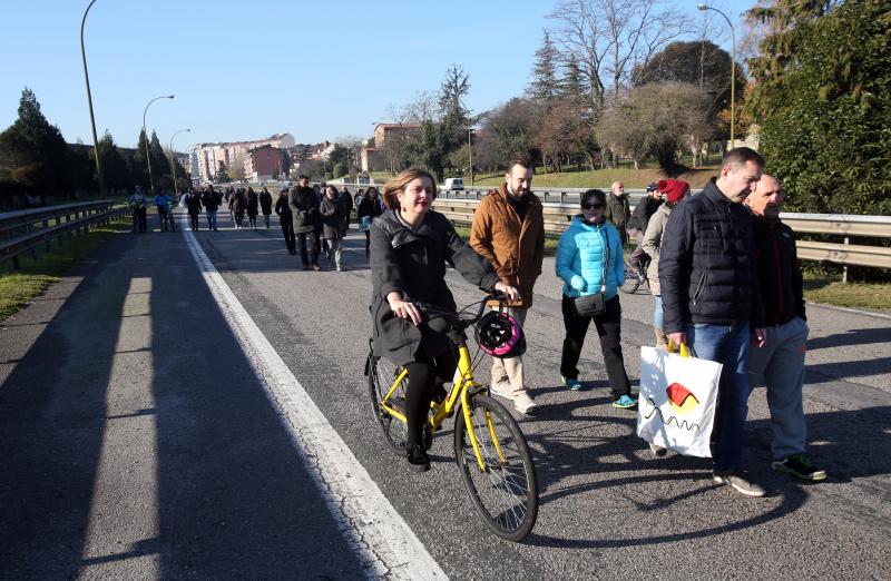 Santullano estrena bulevar