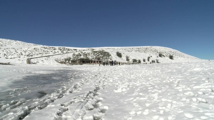Los Lagos nevados, un atractivo para el turismo