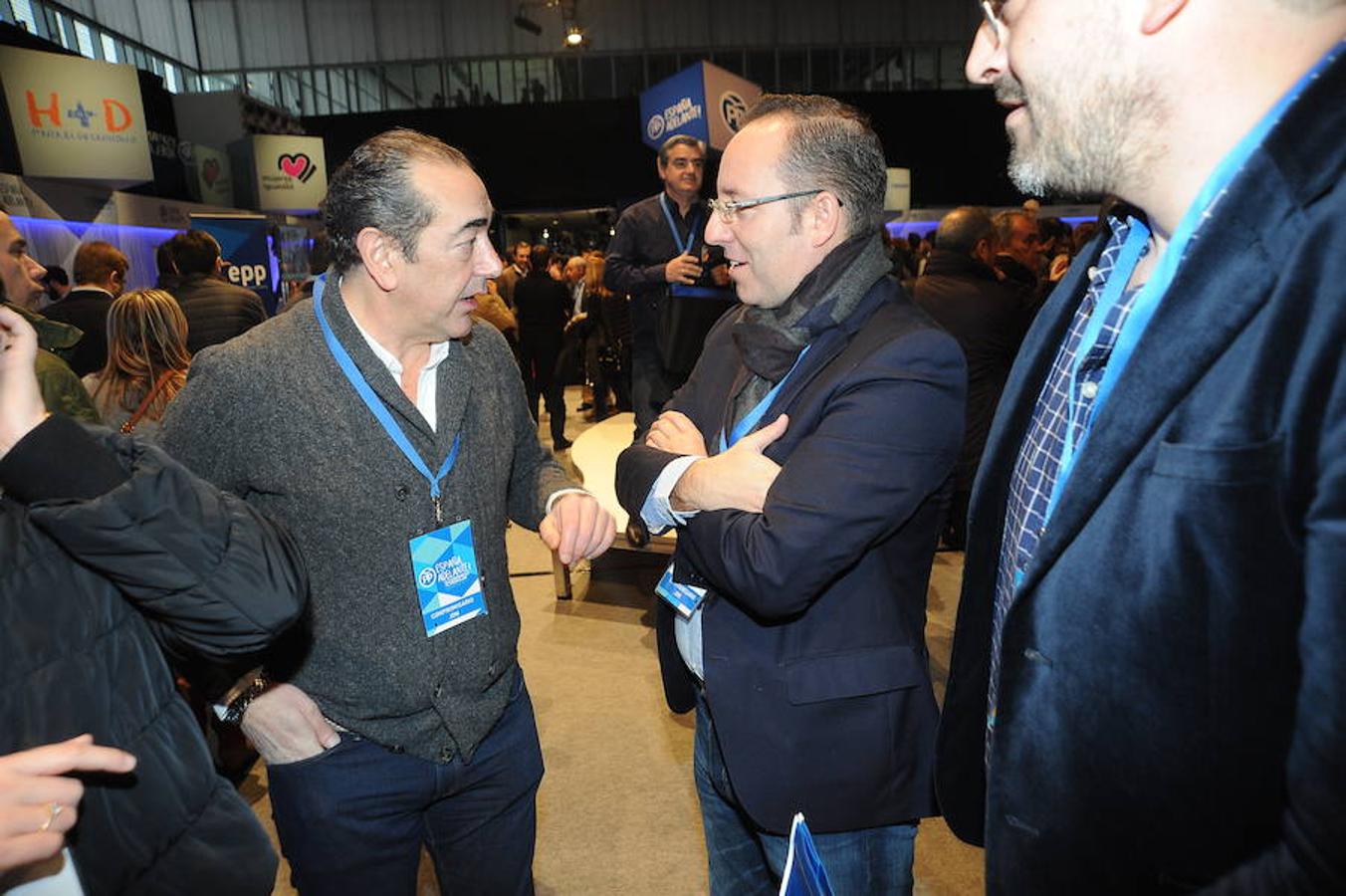 La representación asturiana en la segunda jornada del Congreso Nacional del PP