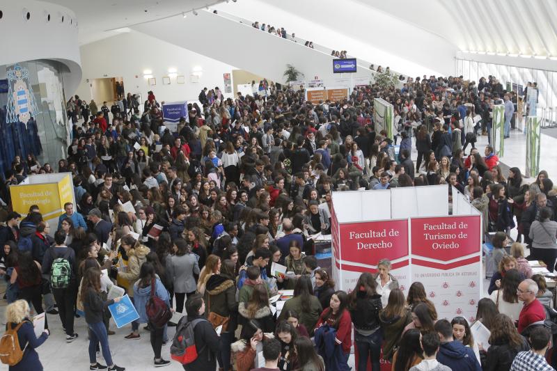 Jornadas de Orientación Universitaria en Oviedo