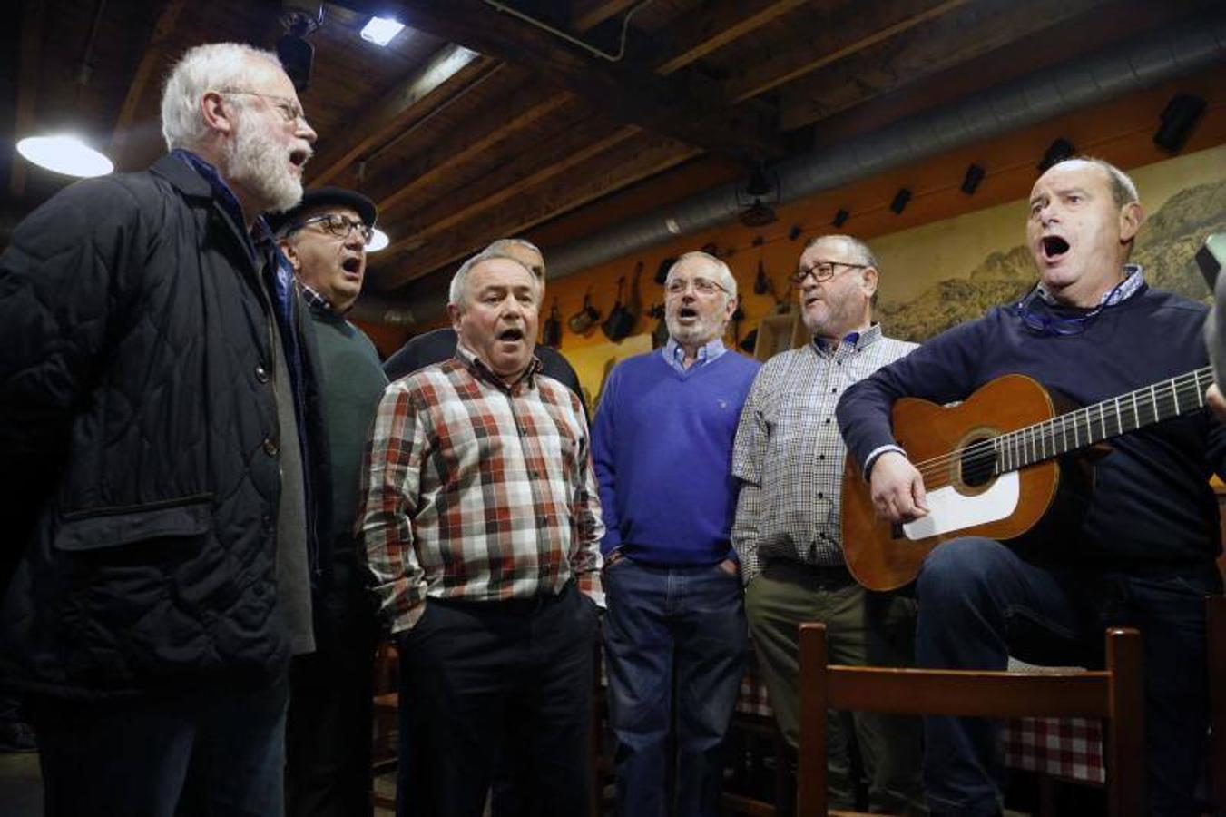 Certamen de Cancios de Chigre de Pola de Siero