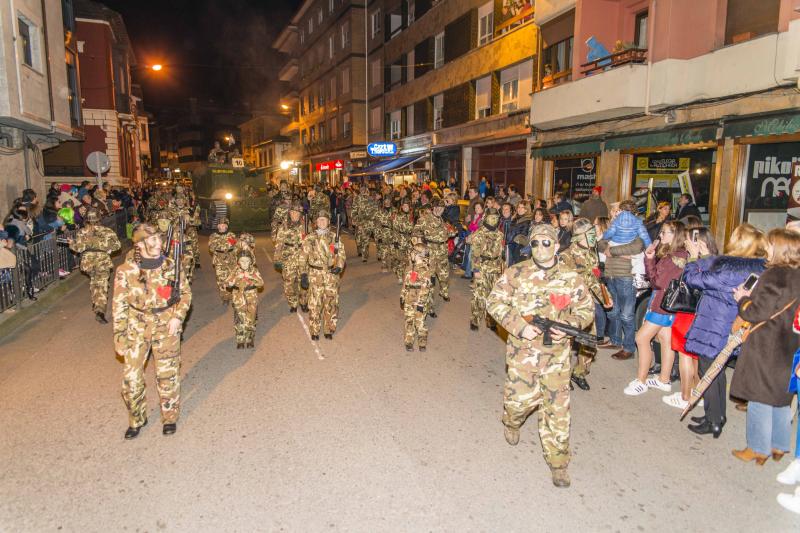 Desfile de Antroxu en Arriondas