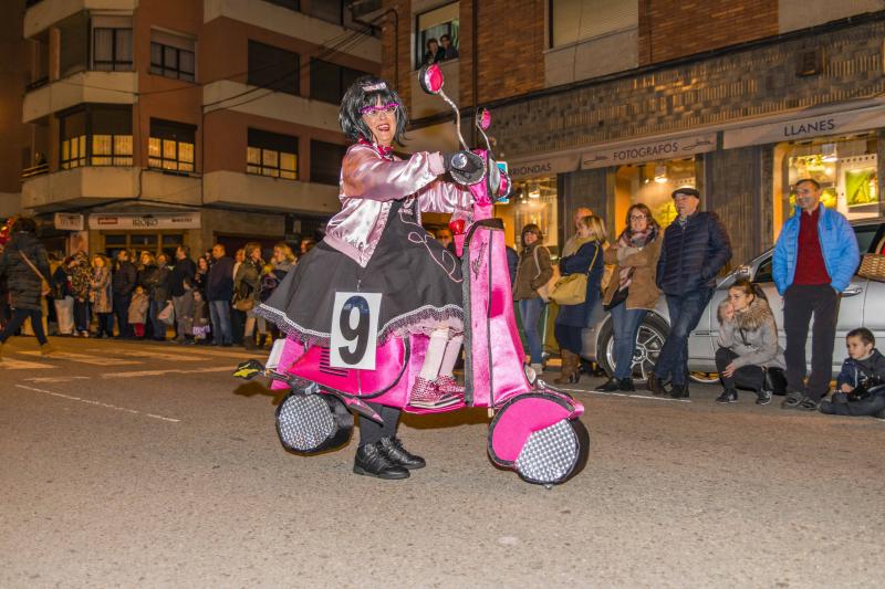 Desfile de Antroxu en Arriondas