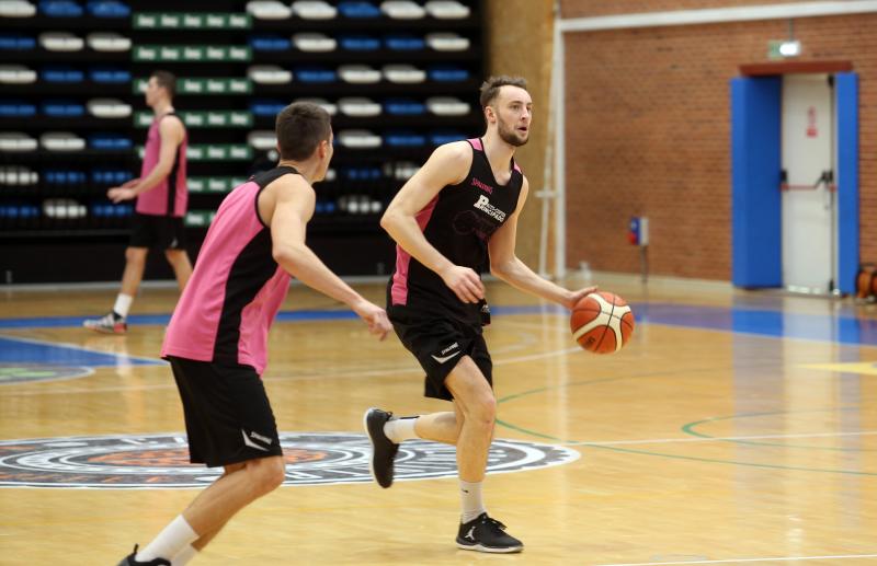 Entrenamiento del Oviedo Baloncesto (16/03/17)
